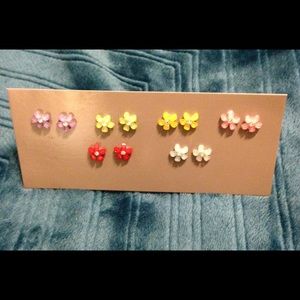 Cute magnetic flower earrings set!!!!